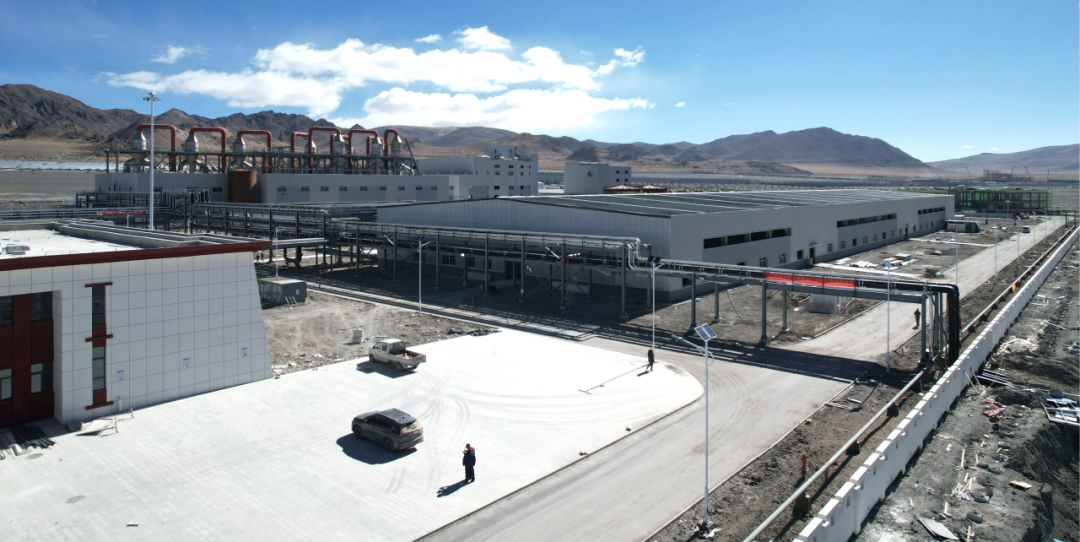 倍头条 | 扎布耶盐湖万吨电池级碳酸锂项目顺遂进水，，，，，，，，进入试生产！
